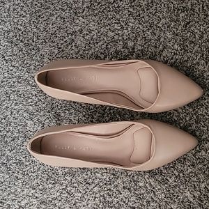 Kelly & Katie Misha Pump